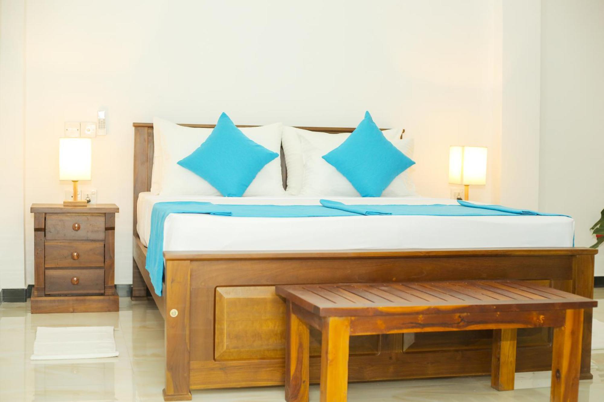 Hotel The Blue Haze Weligama Exterior foto
